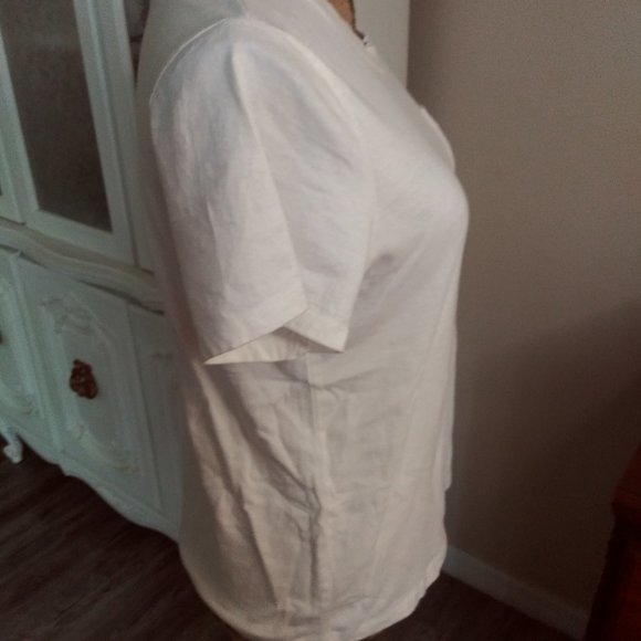 Love, Peace & Lazy Days Holy Guacamole Tee - Picture 3 of 5